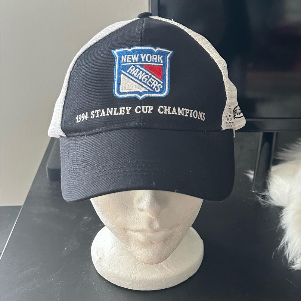 Baseball cap